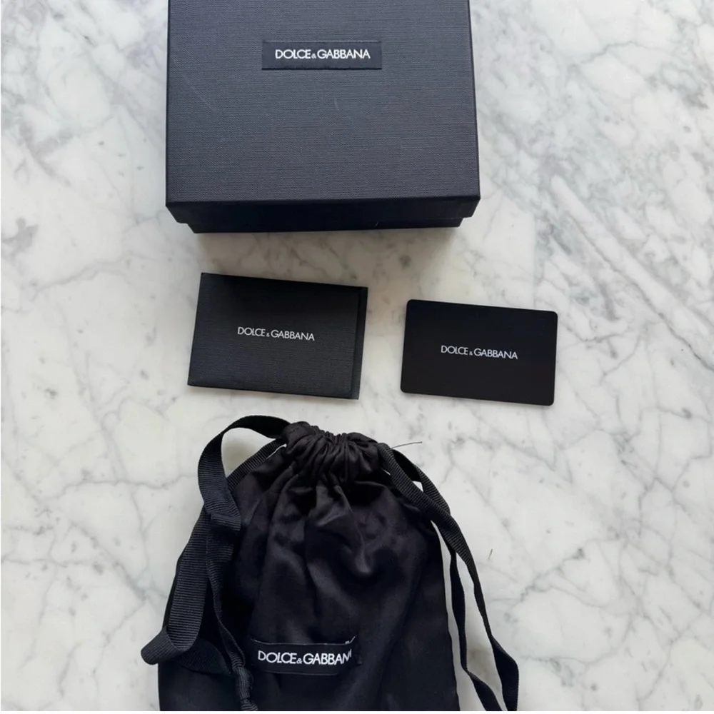Authentic Dolce & Gabbana Black Passport Holder and Cards with DG in Gold - Picture 7 of 13